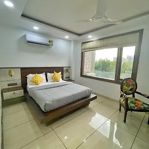 Guest house The Desire Cyberhub Gurgaon
