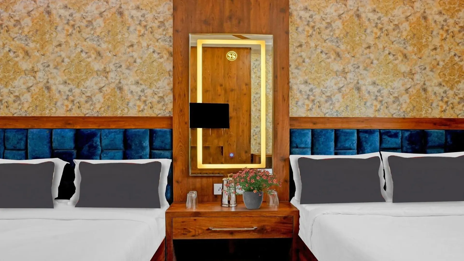 Collection O Hotel Shaurya Varanasi